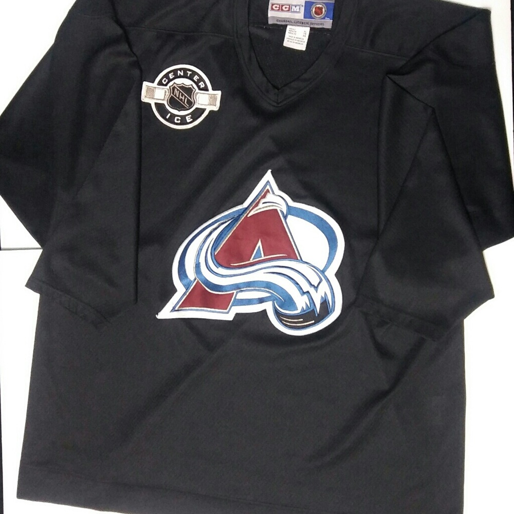 C.C.M Colorado Avalanche jersey size Xl